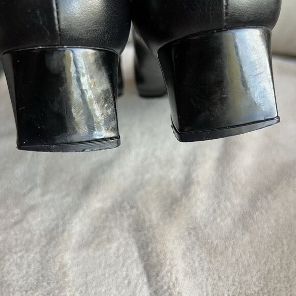 Etienne Aigner Siena Black Leather & Patent Leather Cap Toe Block Heel Pump 7.5 - Picture 7 of 16